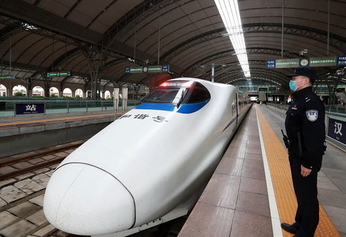 武漢鐵路客站恢復(fù)辦理到達(dá)業(yè)務(wù)，鐵路客運(yùn)重啟邁出關(guān)鍵一步